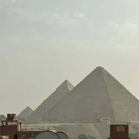 Crowne Pyramids View Inn Nazlet el-Sisi Экстерьер фото