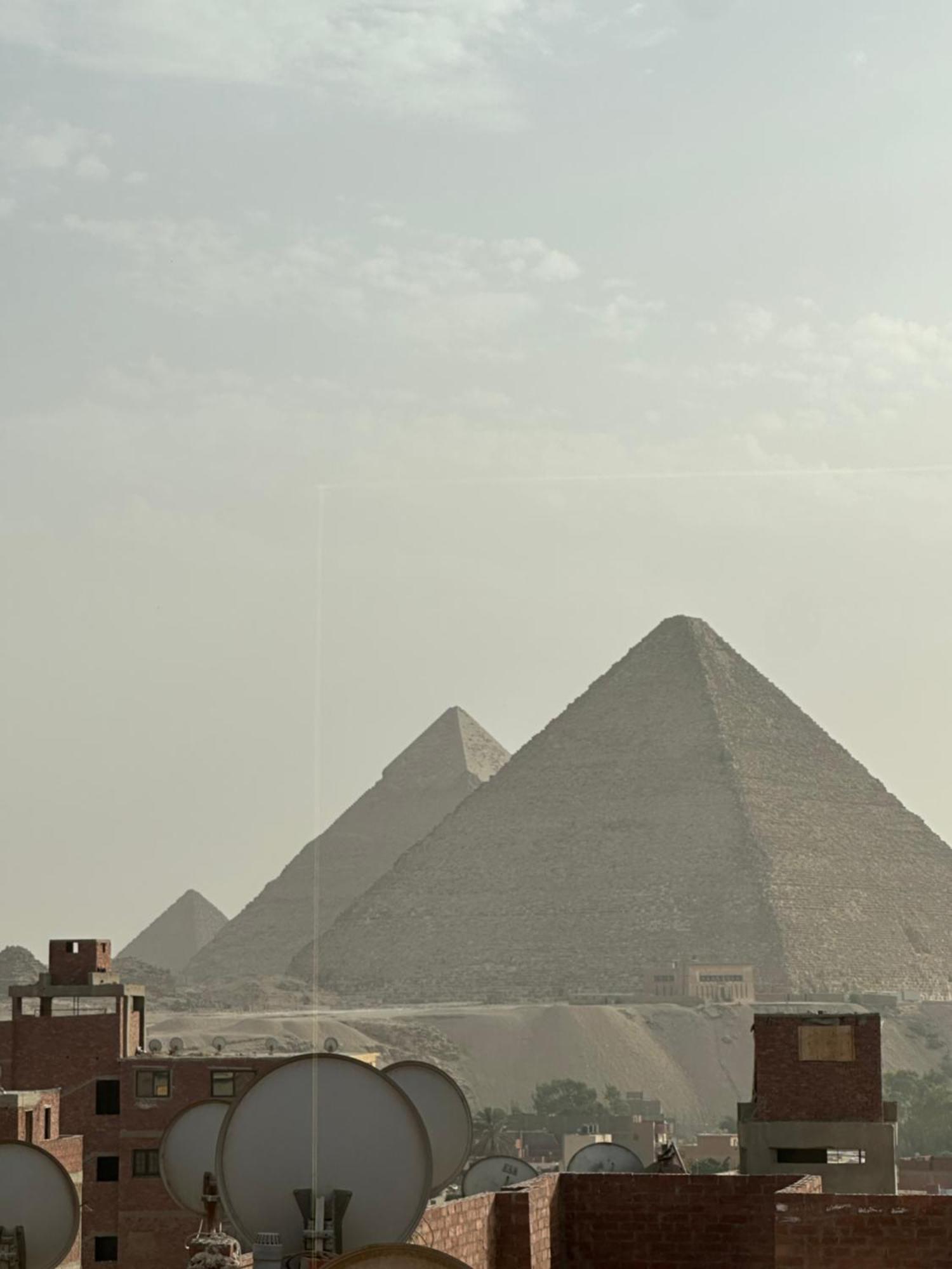 Crowne Pyramids View Nocleg ze śniadaniem